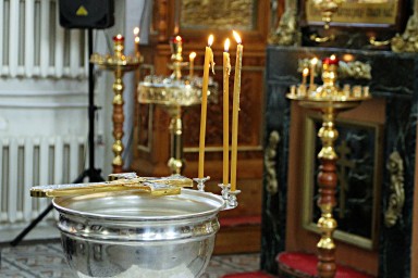Чин освящения воды состоялся в Тынде, в Соборе Святой Троицы в Крещенский сочельник