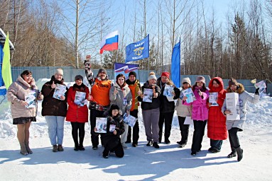 Автоледи Тында: Скорость, Азарт и Женское Мастерство на Автодроме ДОСААФ!