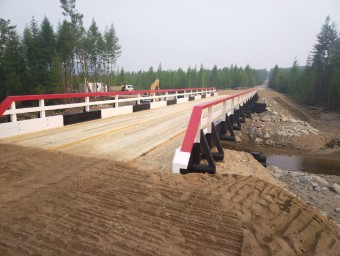 В Тындинском округе отремонтировали мост на автомобильной дороге "Лопча-Чильчи" км 46+977.