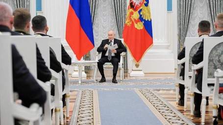 Путин встретился с выпускниками программы &laquo;Время героев&raquo;. Главное