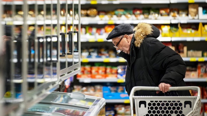Тянуть корзину: разрыв в ценах базового набора товаров в регионах вырос до 19 тыс. Тянуть корзину: разрыв в ценах базового набора товаров в регионах вырос до 19 тыс.