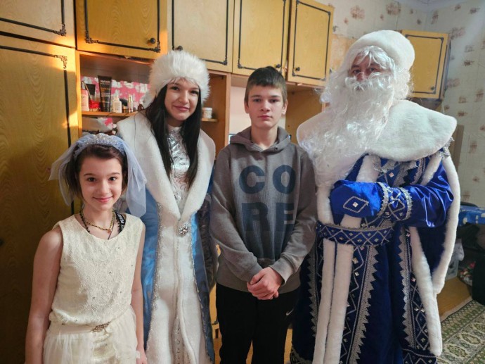 "Ёлка желаний" дарит праздник тындинским детям! "Ёлка желаний" дарит праздник тындинским детям!